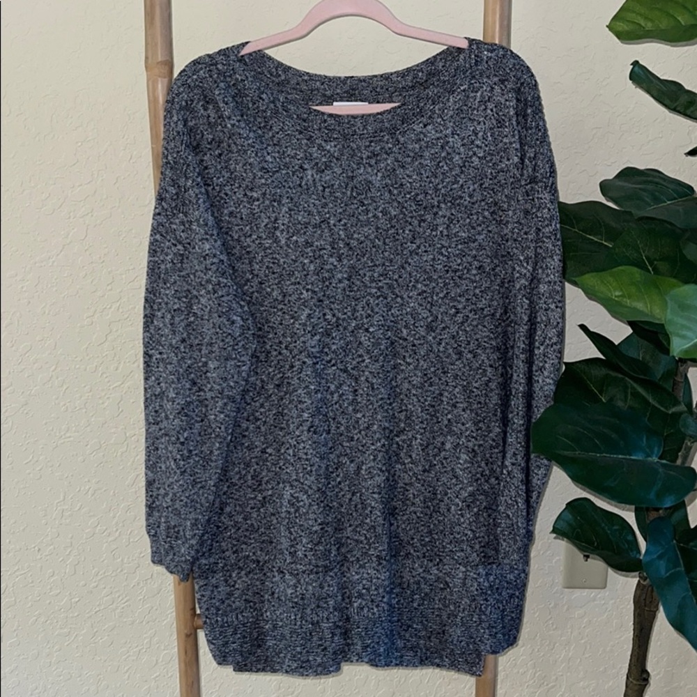 Old navy tunic length sweater